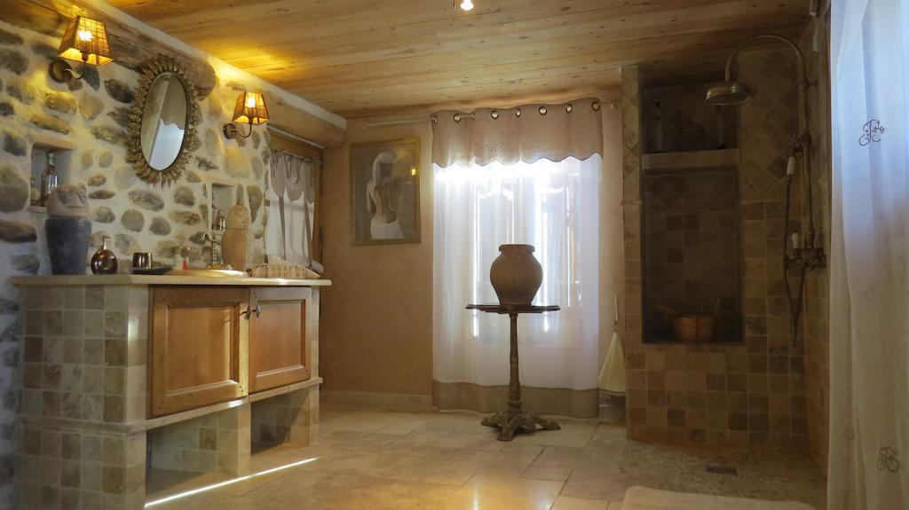 Les Gites D'ElianeLaragne 部屋 写真